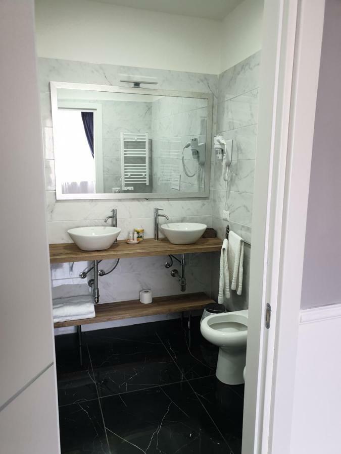 Dimorra Boutique Rooms Napoli Exterior foto